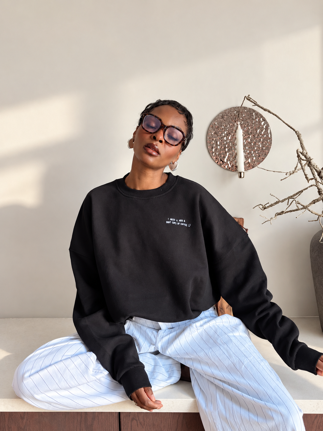 KISS & COFFEE SWEATSHIRT BLACK