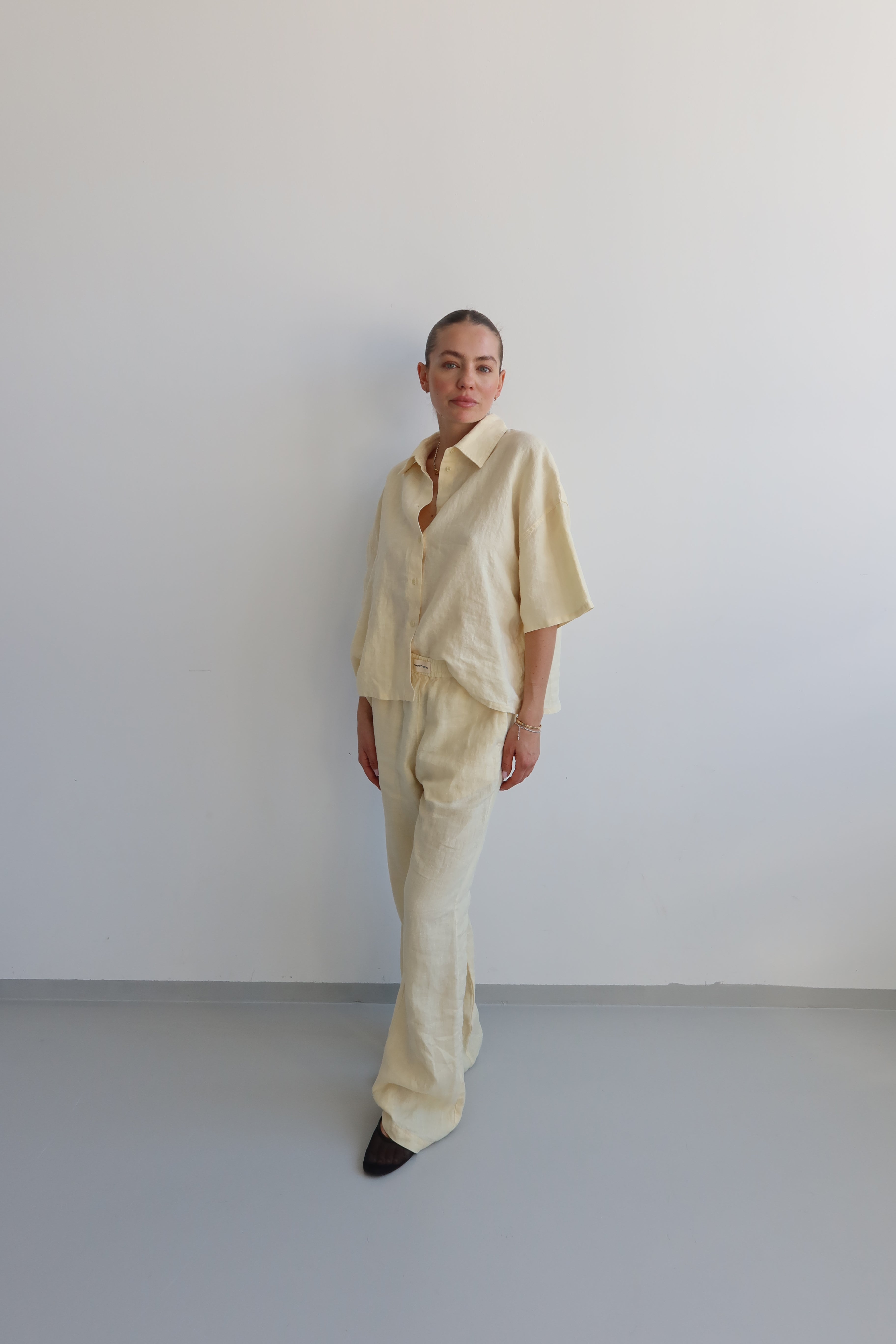 SOHO STUDIOS TONI LINEN BLOUSE butter yellow