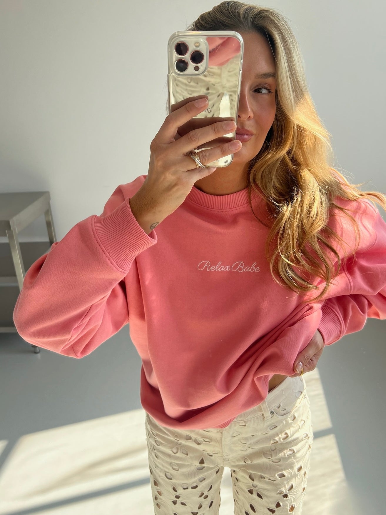 RELAX BABE Sweater