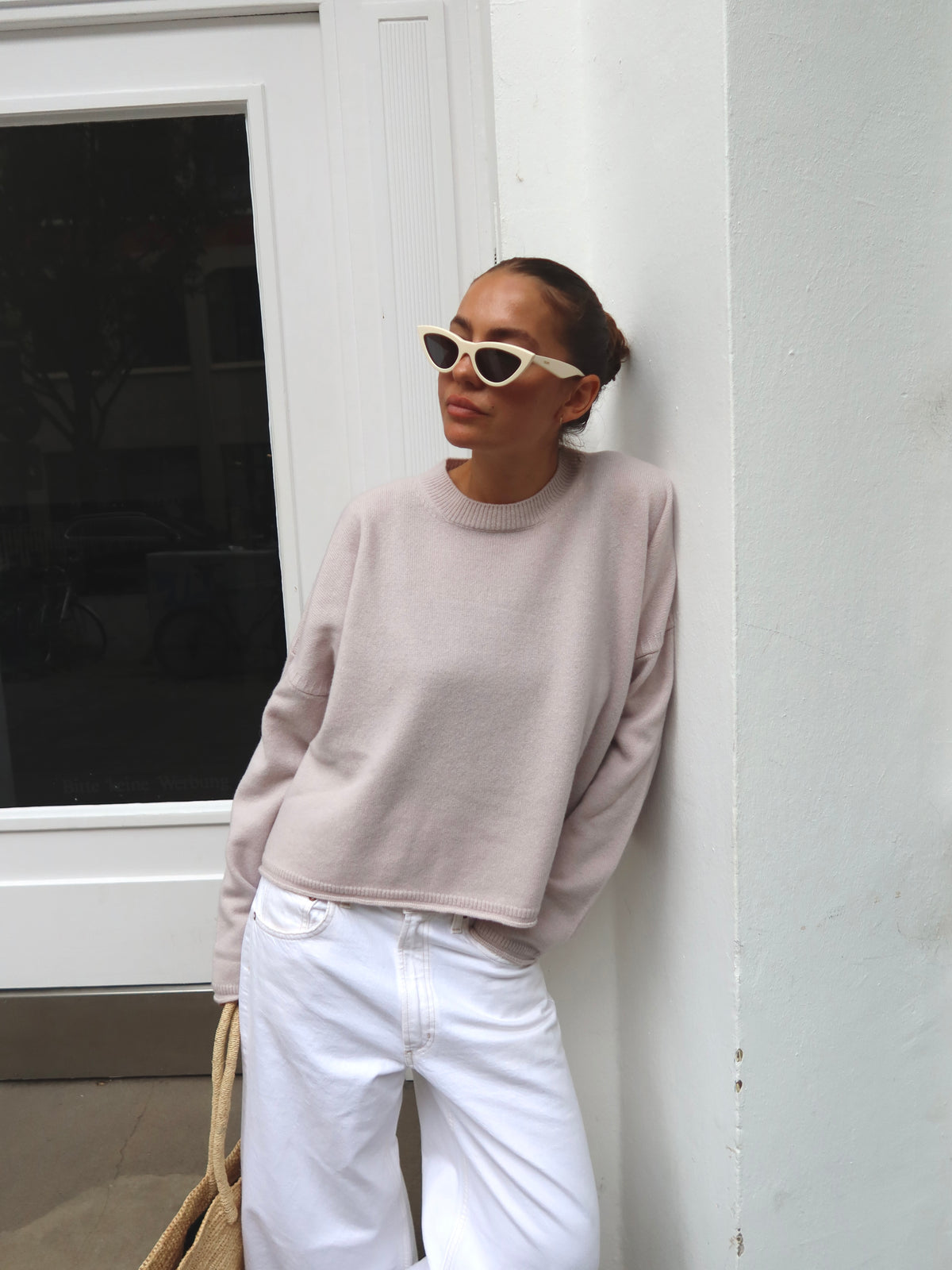 AMELIE CREWNECK oatmilk
