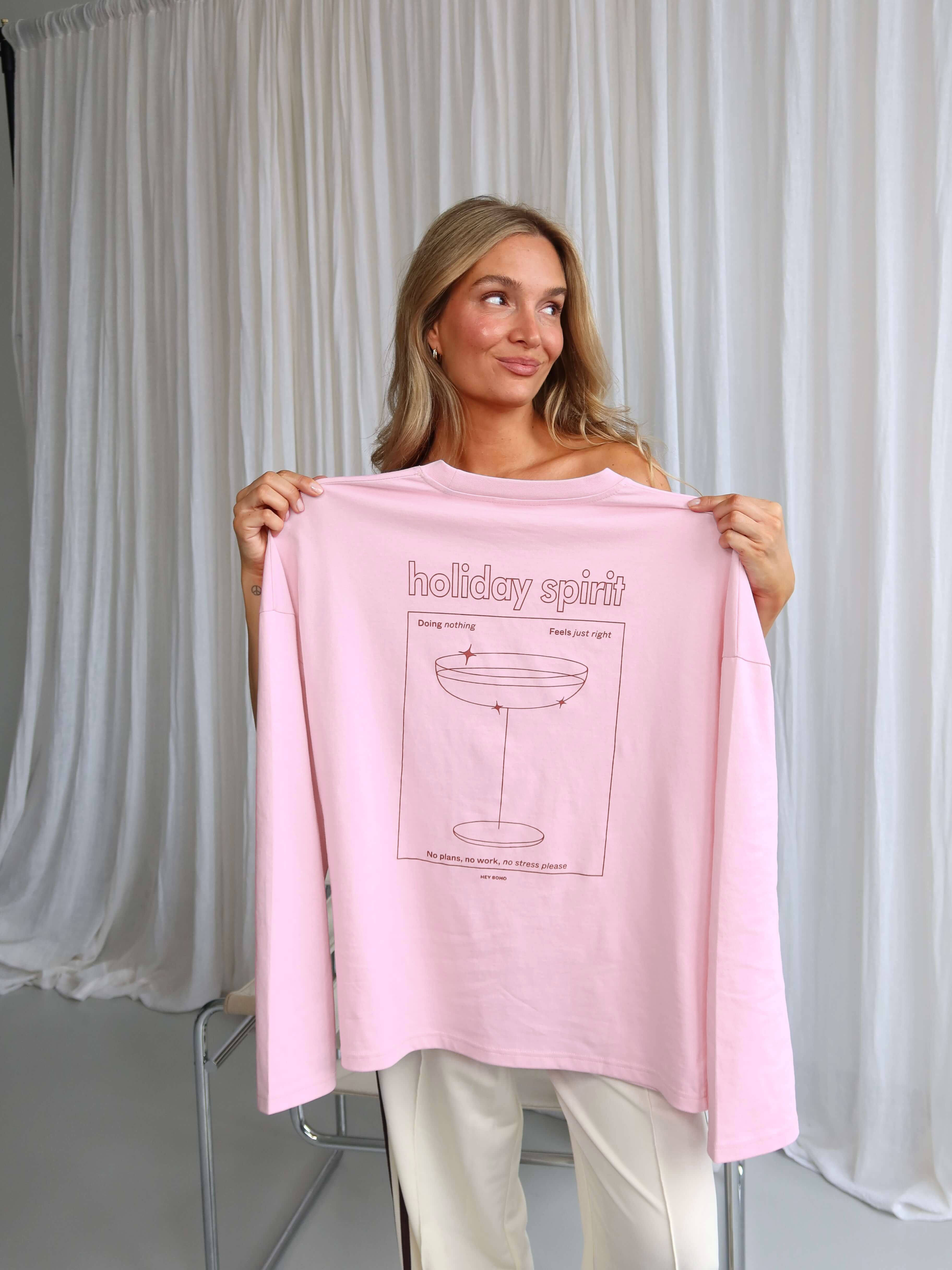 HOLIDAY SPIRIT Longsleeve