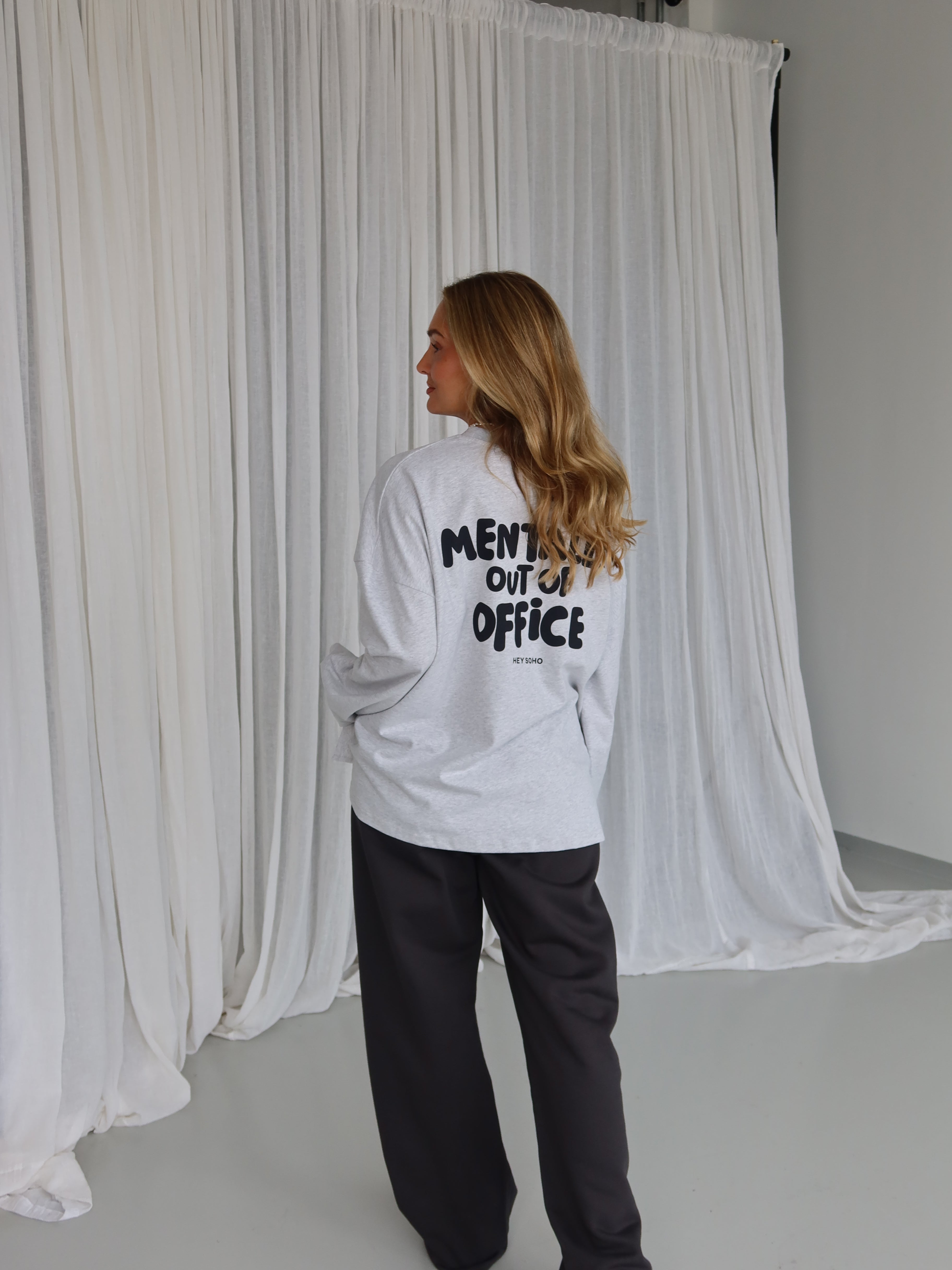 OUT OF OFFICE Longsleeve