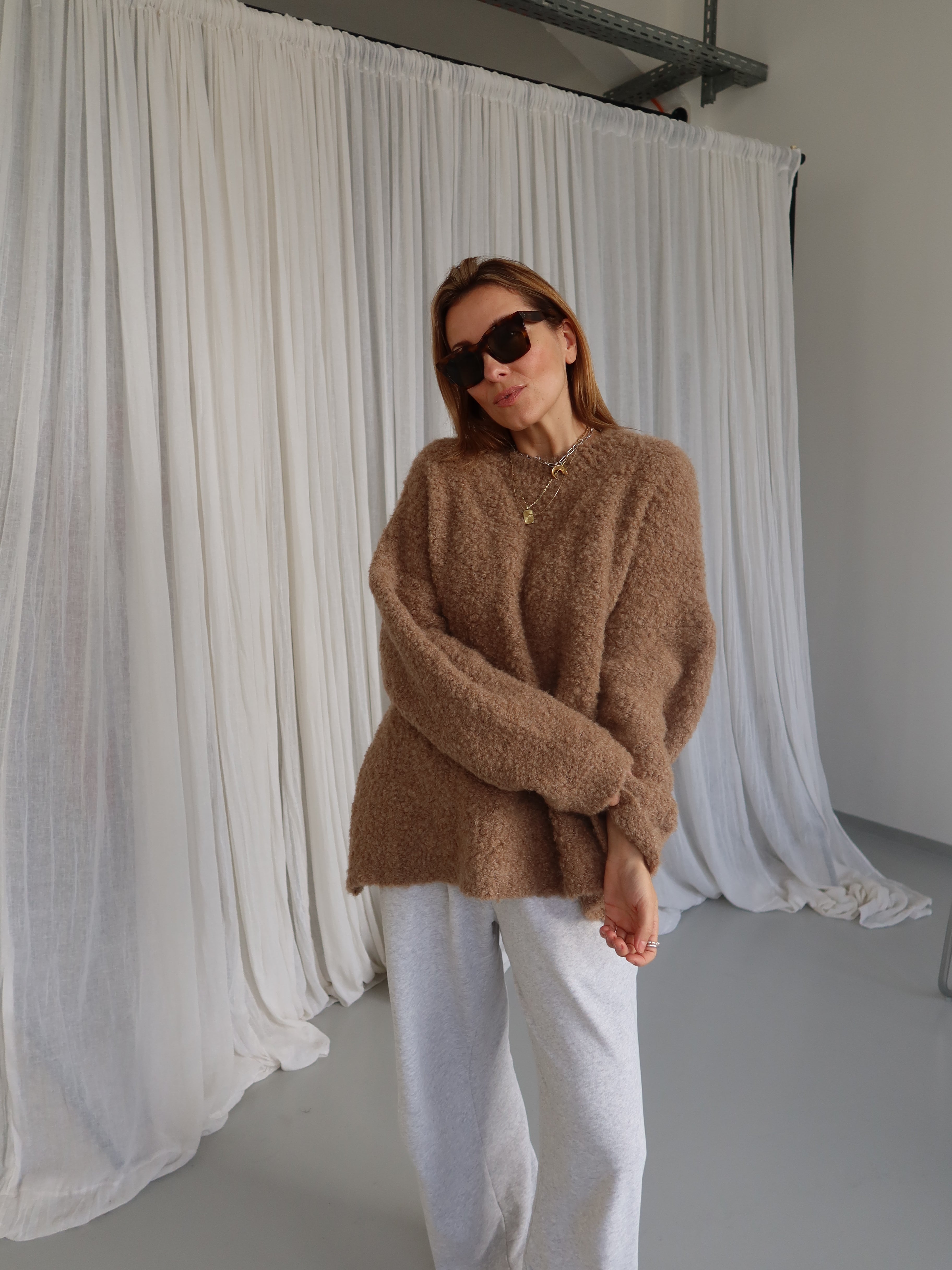 JOYA BOUCLÉ PULLOVER camel