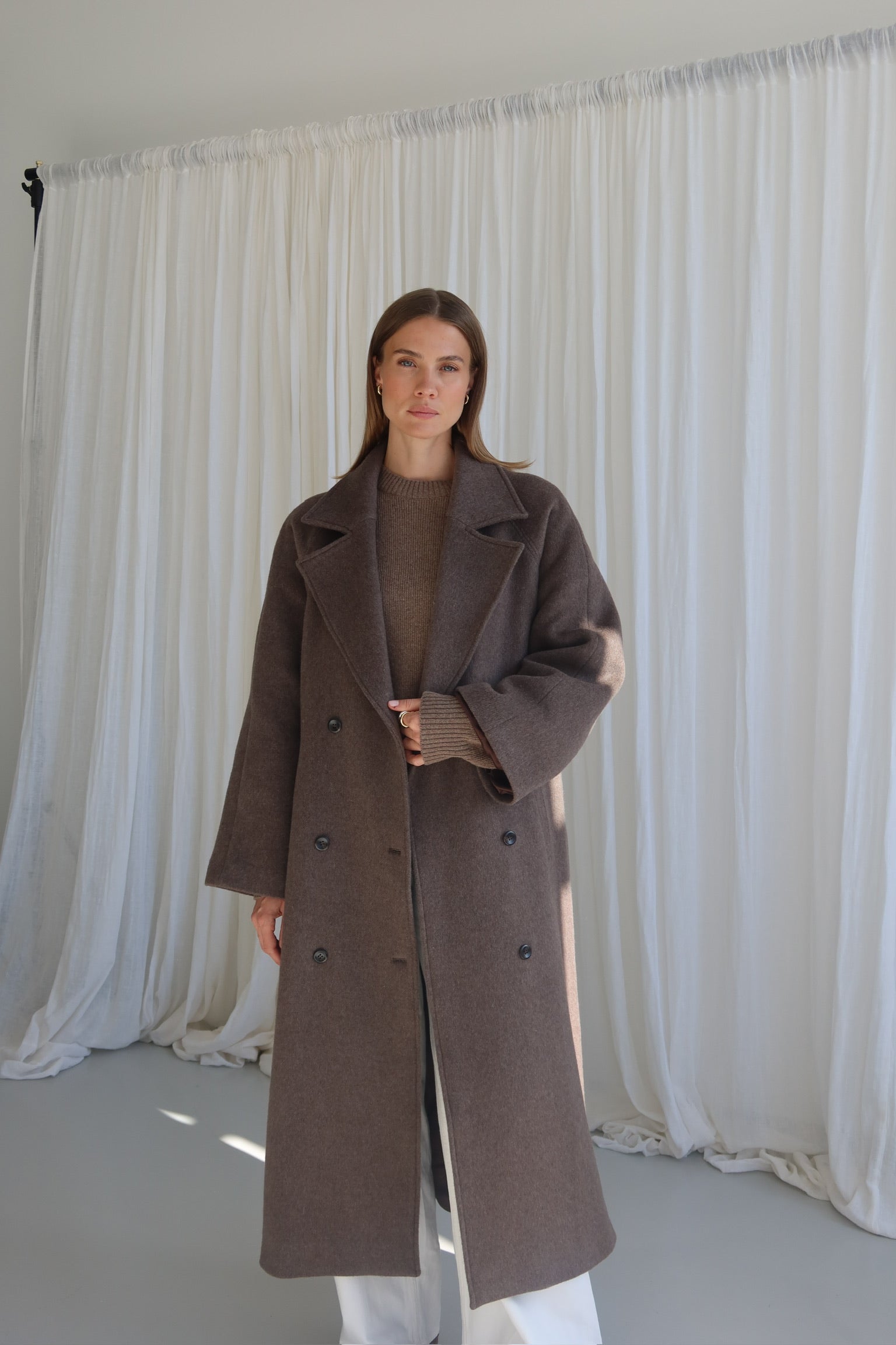 SOHO STUDIOS LUCA WOLLMANTEL