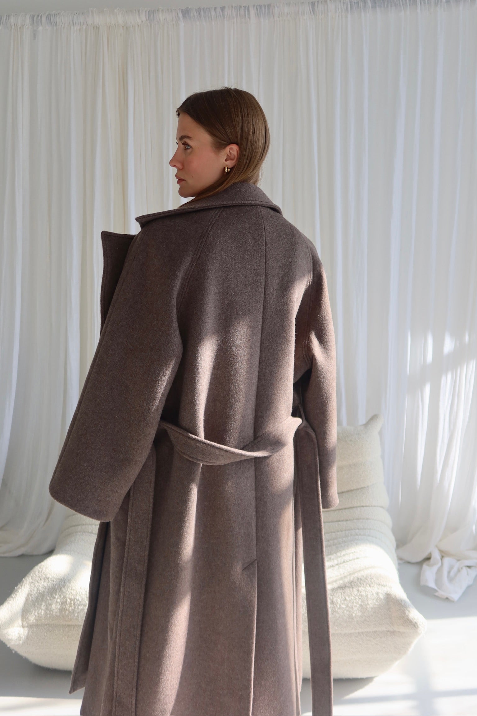 SOHO STUDIOS LUCA WOLLMANTEL