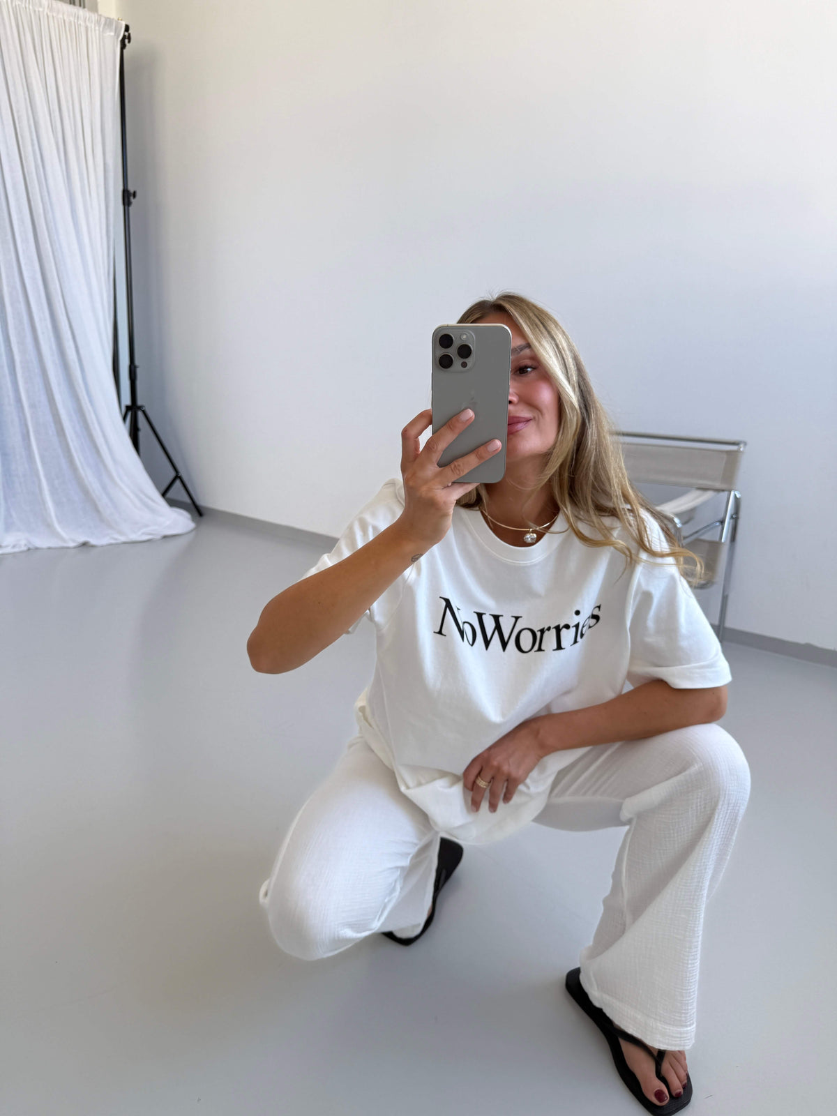 NO WORRIES T-Shirt offwhite