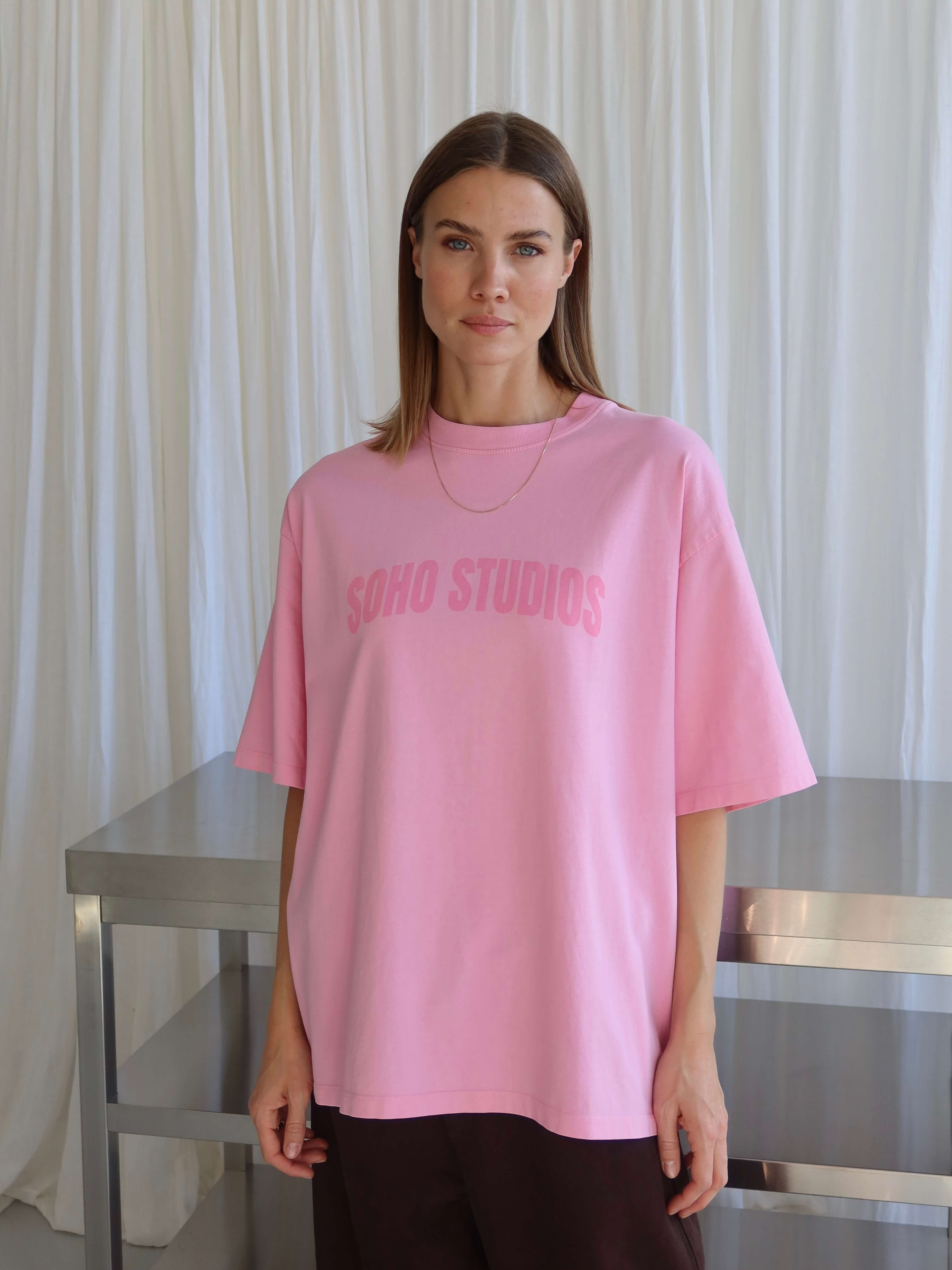 SOHO STUDIOS LOGO T-Shirt washed pink