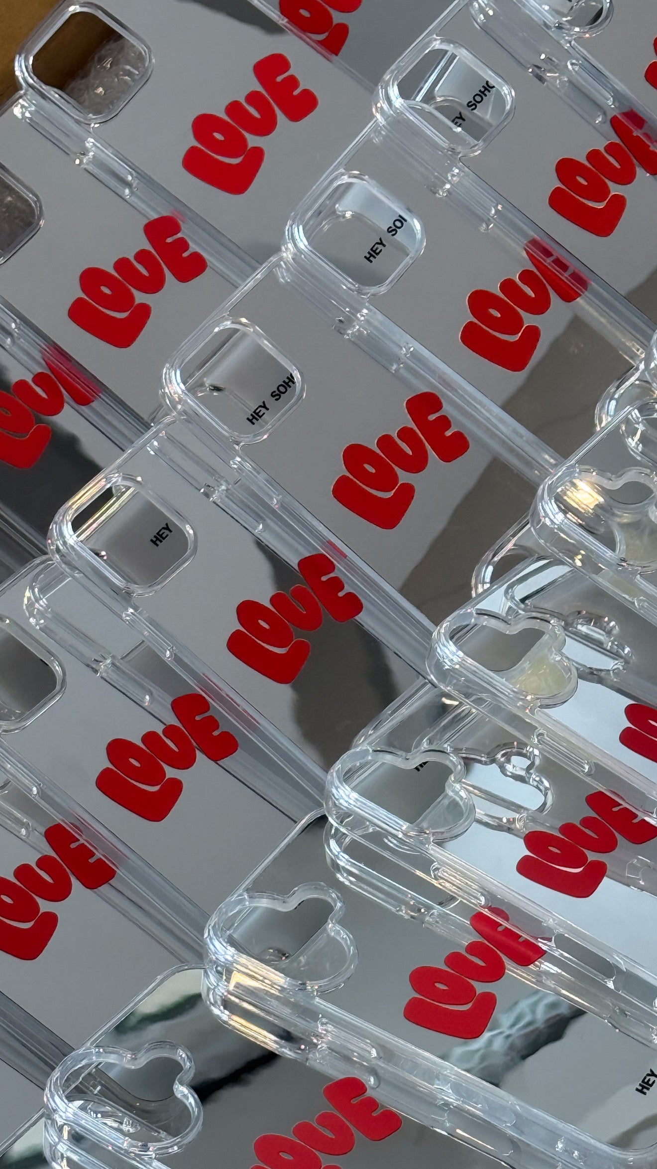 HEY SOHO Love Handyhülle