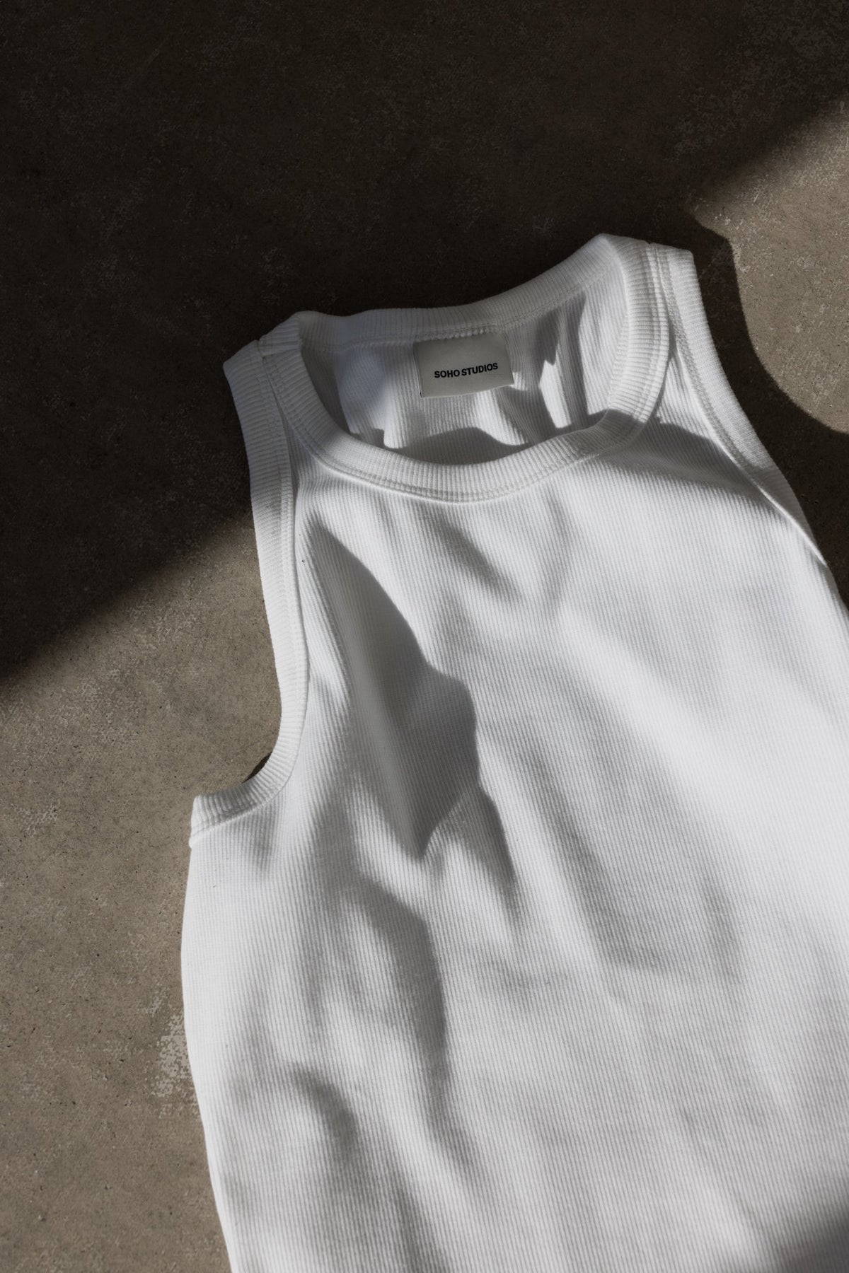 SOHO STUDIOS LIV Tank Top weiß - heysoho