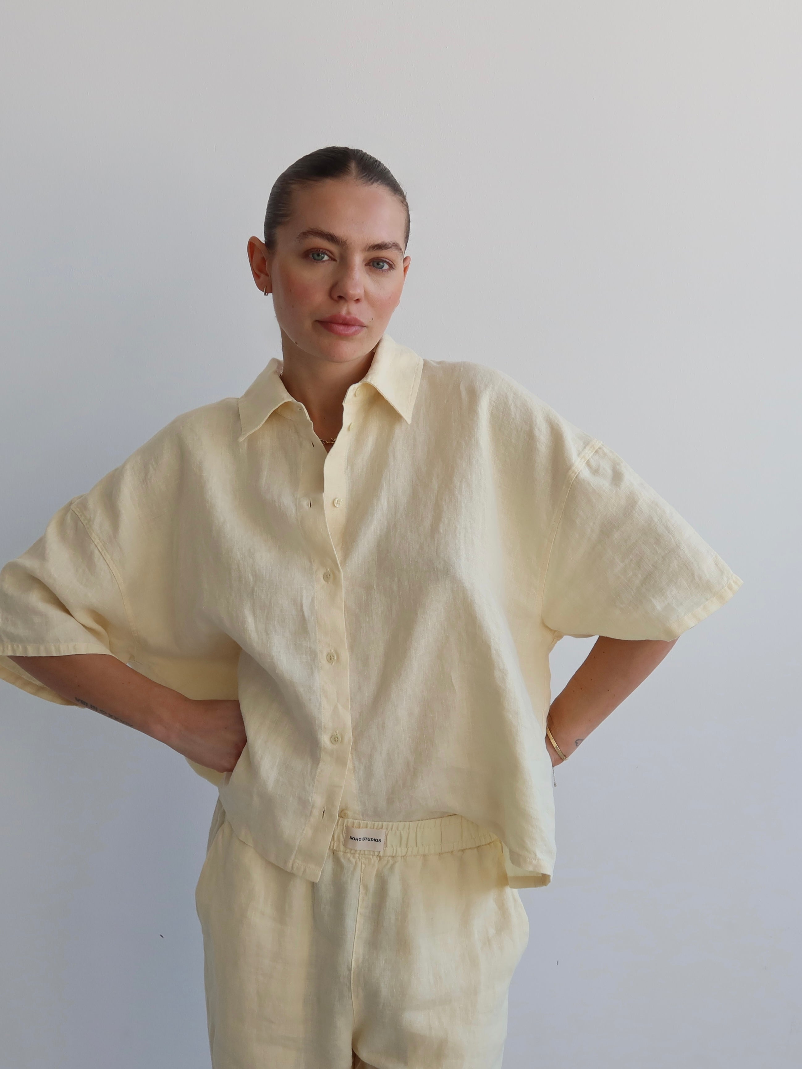 SOHO STUDIOS TONI LINEN BLOUSE butter yellow