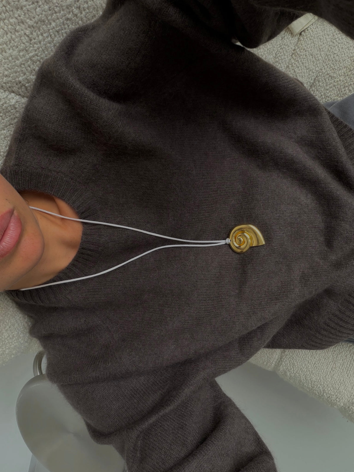 NOLA BRUSHED CREWNECK CHOCOLAT