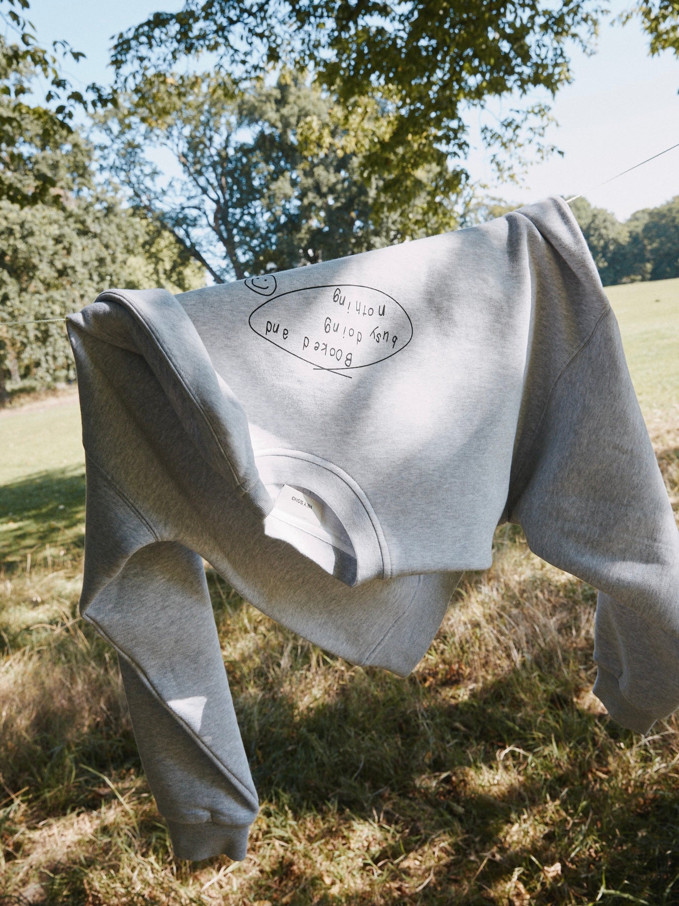 BOOKED & BUSY SWEATSHIRT LT GREY MELANGE