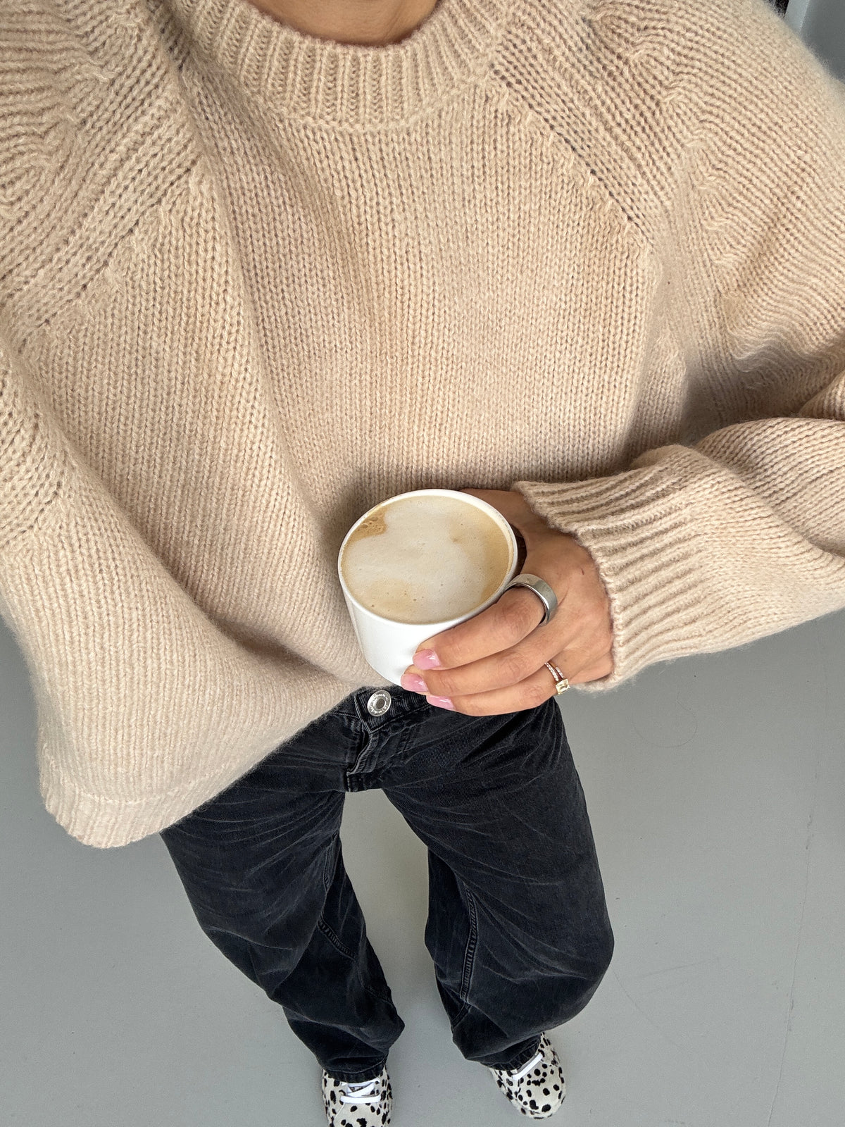 NOLA CREWNECK BEIGE