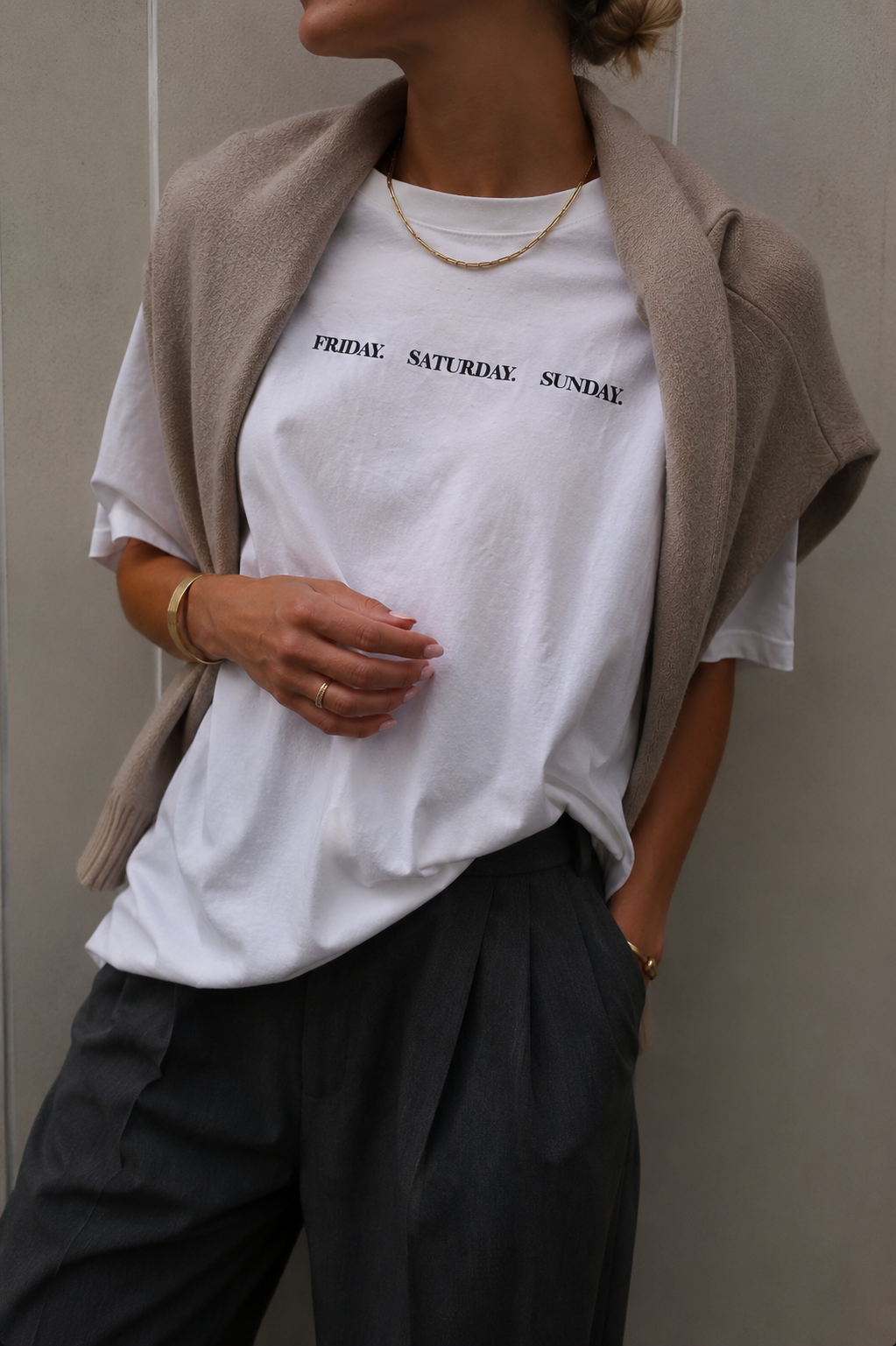 FRIDAY T-Shirt offwhite