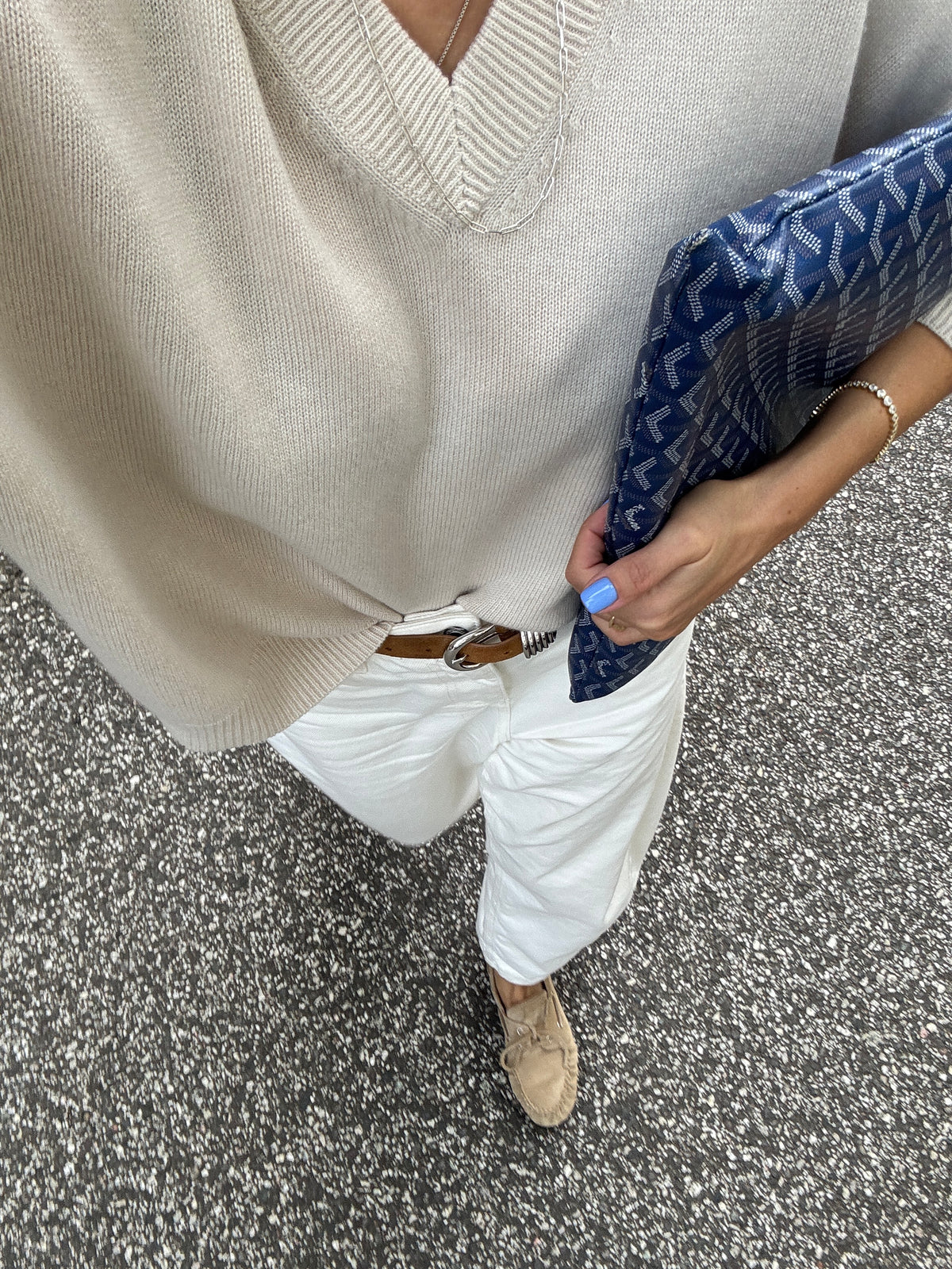 FENJA V-NECK CREME