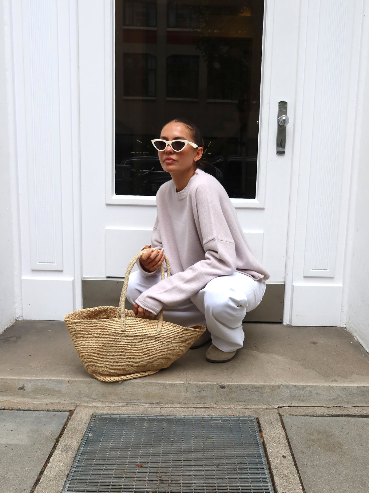 AMELIE CREWNECK oatmilk