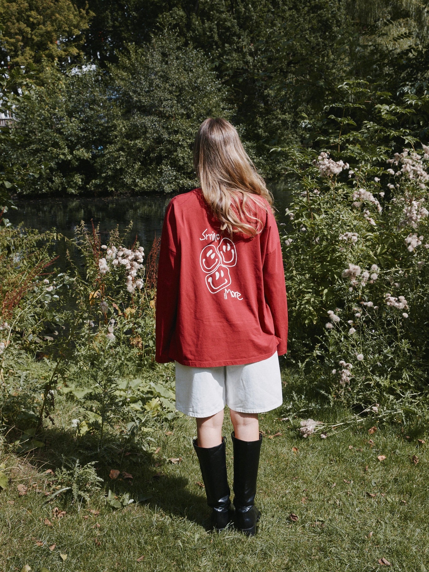 SMILEY LONGSLEEVE BURGUNDY I OFFWHITE