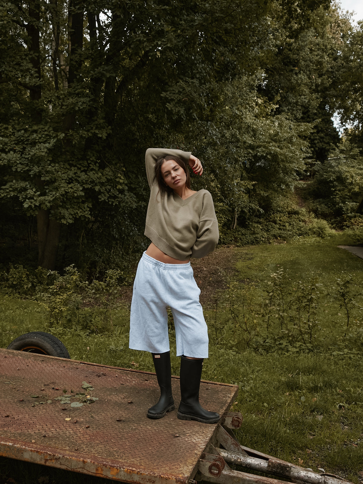 FENJA V-NECK KHAKI