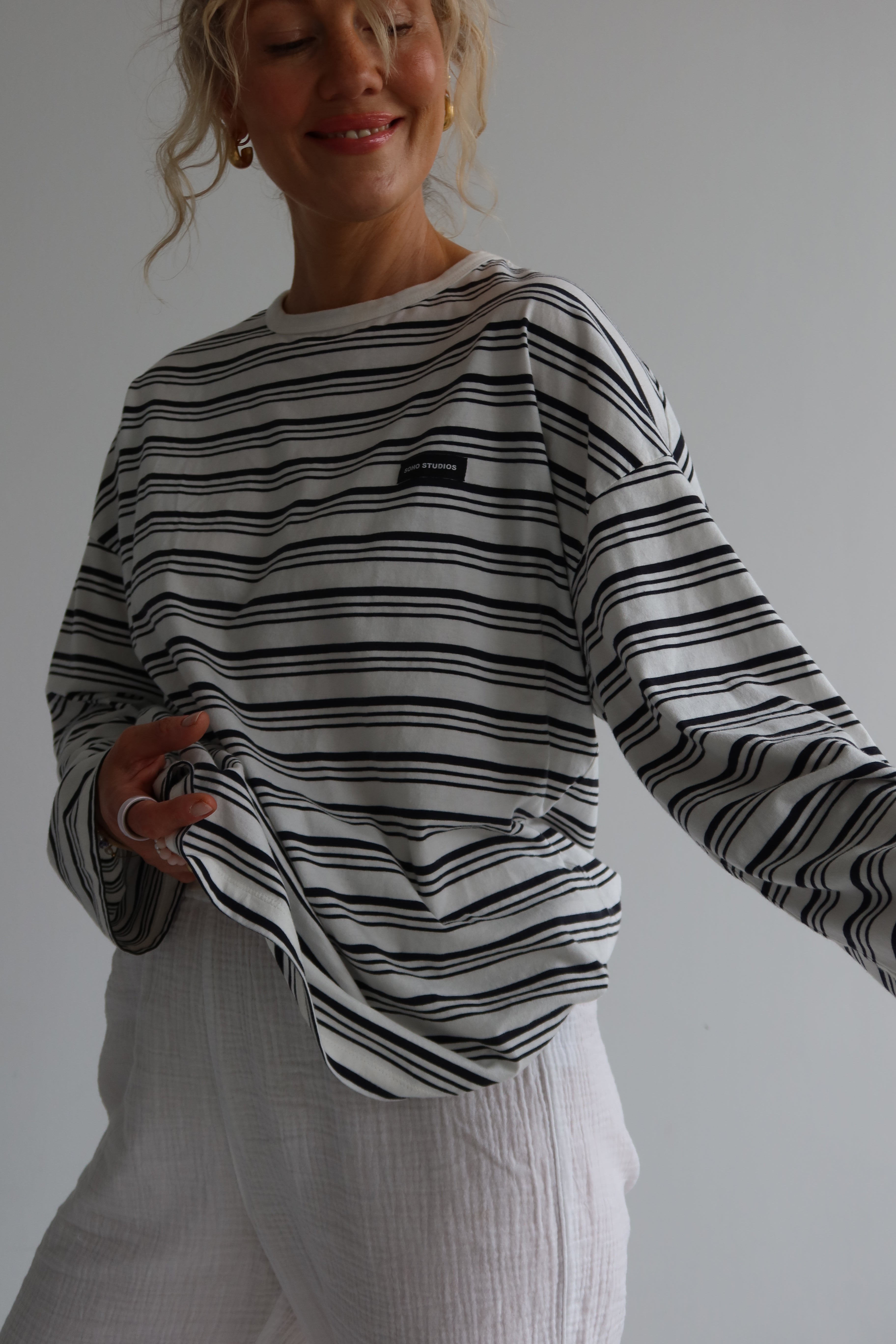 SOHO STUDIOS LIGHT JERSEY STRIPE LONGSLEEVE offwhite/ washed black stripe