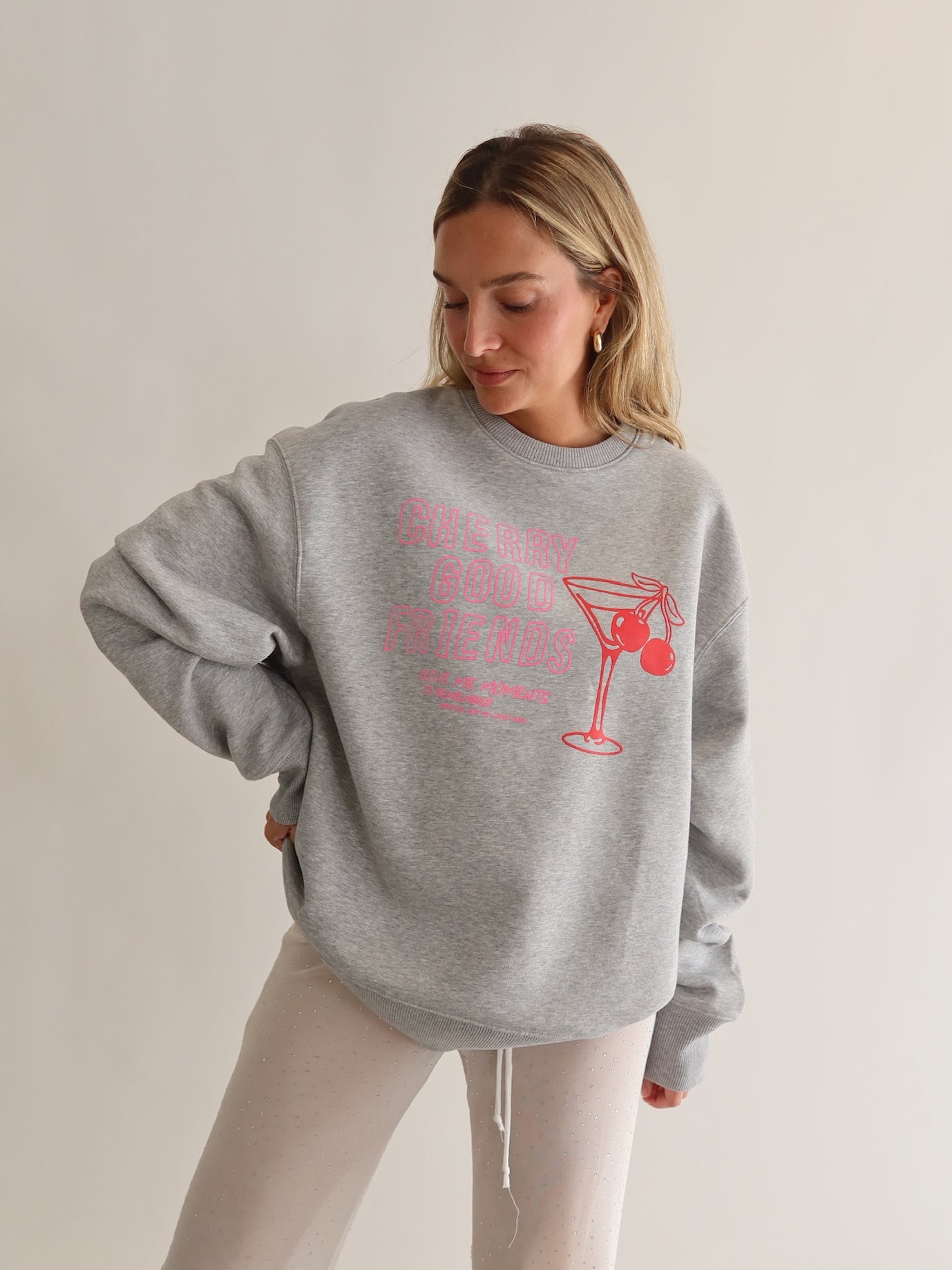 CHERRY GOOD FRIENDS Sweater