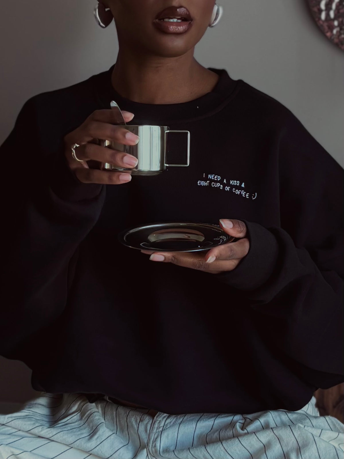 KISS & COFFEE SWEATSHIRT BLACK