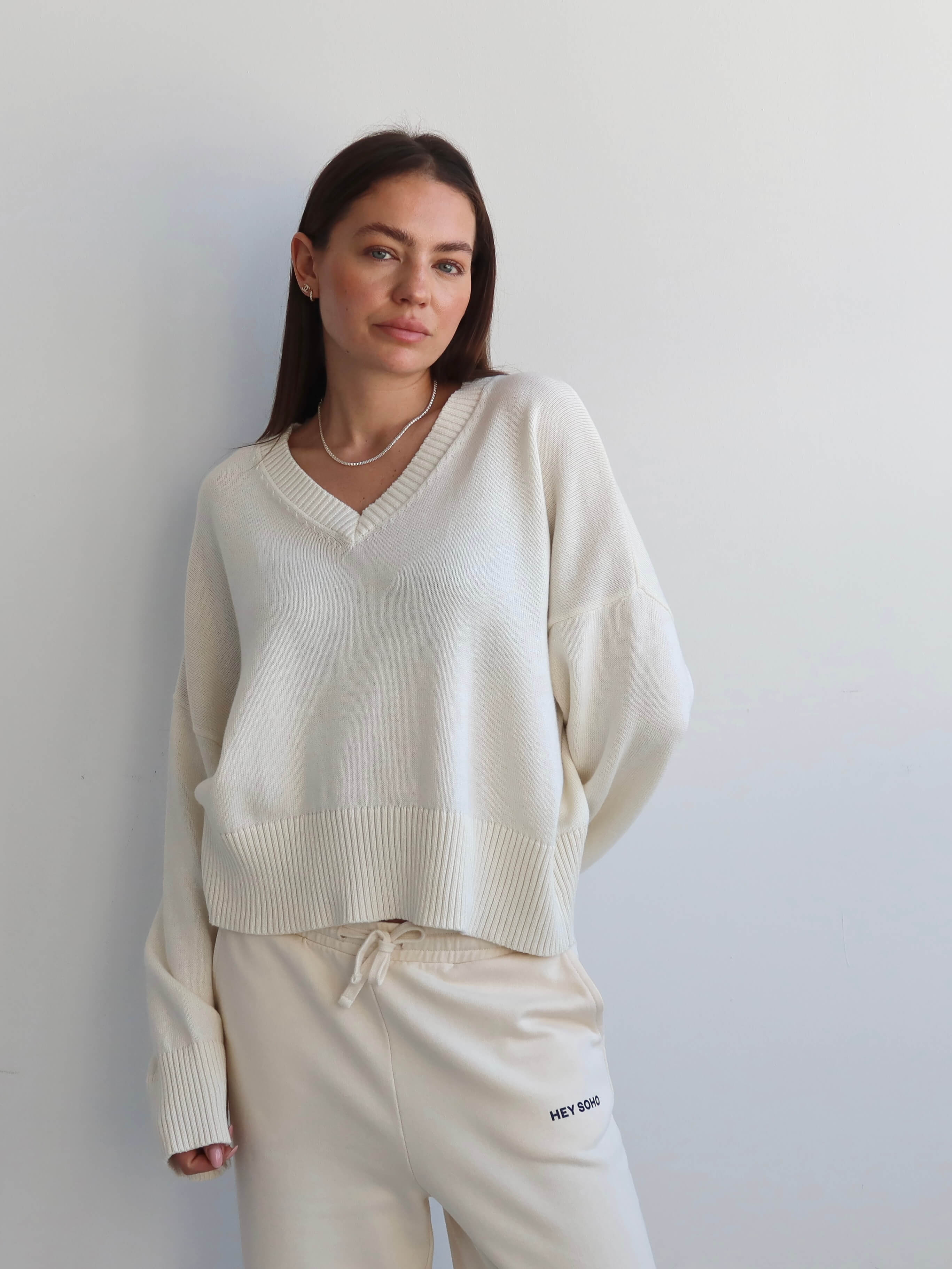 ISABELLE V-NECK offwhite